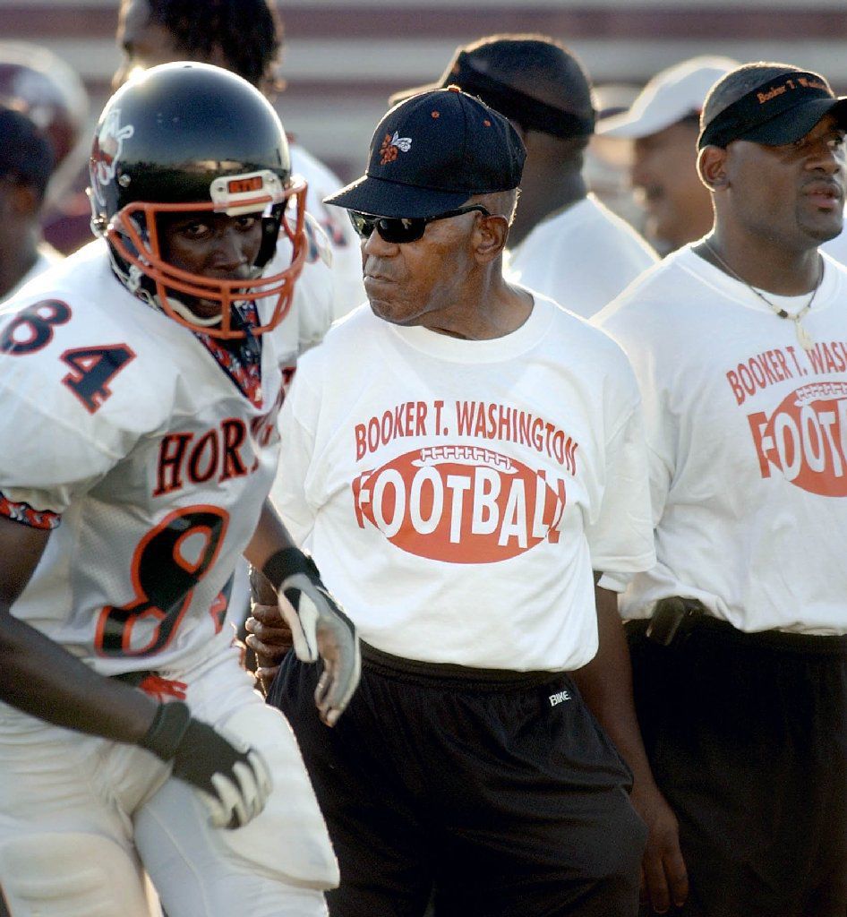 Ed Lacy (football coach)